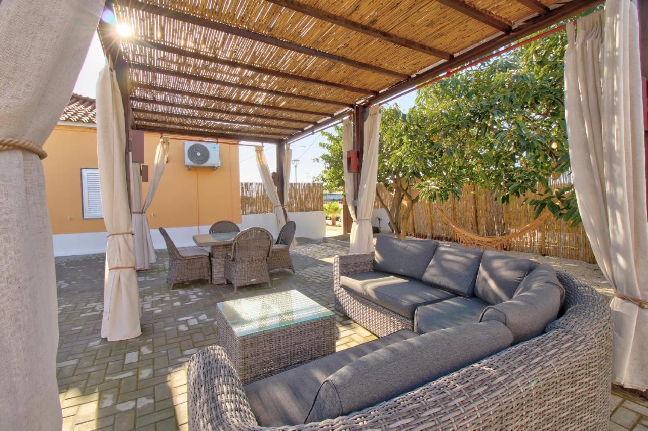 Amadeus Villa Монкарапашу Экстерьер фото